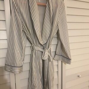Striped Shawl-Collar Robe in Cream & Navy